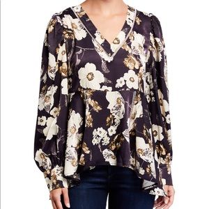 NWT Lumie Floral V-Neck Lace Inset Bishop Blouse